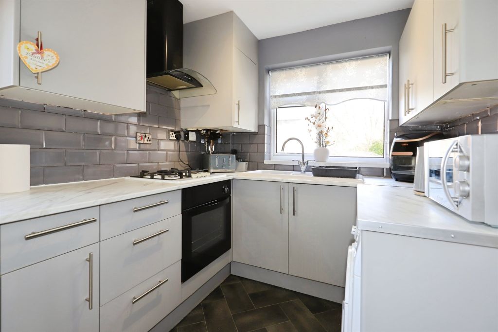 Property photo 3 of 20