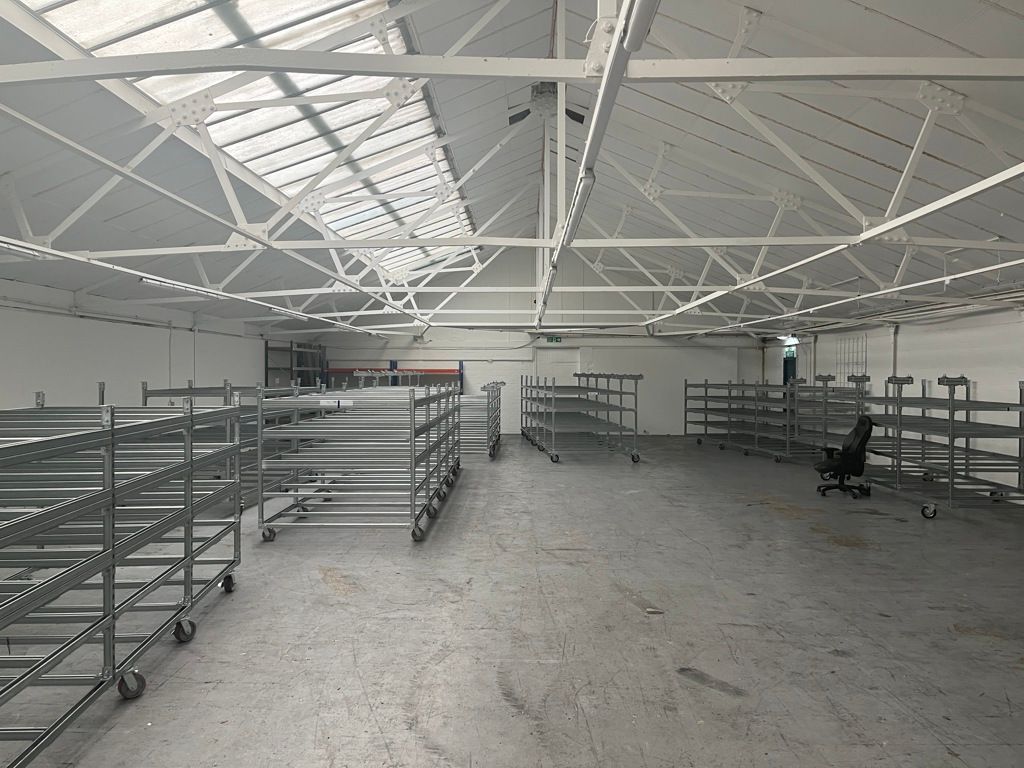 Property photo 3 of 5 Photo 2