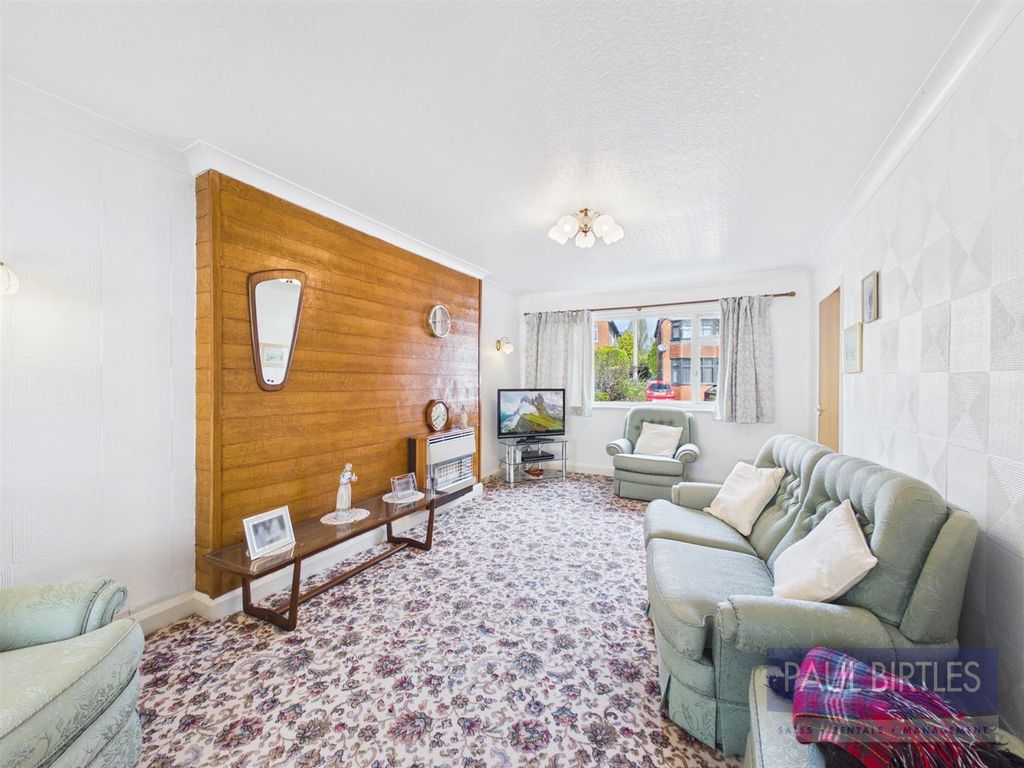 Property photo 3 of 21 Cam01301G0-Pr0748-Still005.Jpg