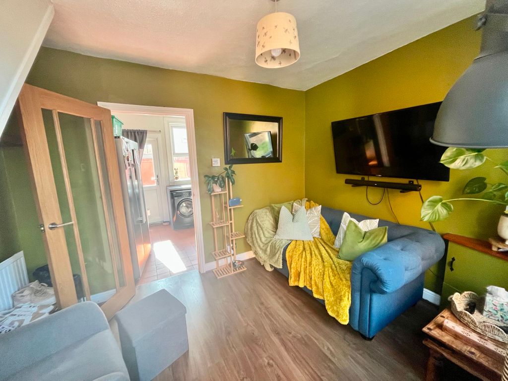 Property photo 2 of 13