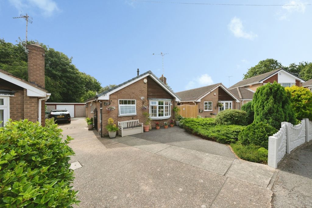 Property photo 1 of 16 Pbox-Img.Jpg