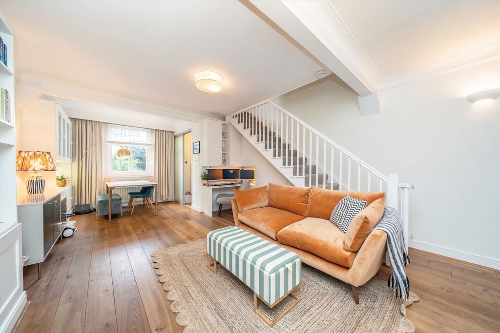 Property photo 3 of 6