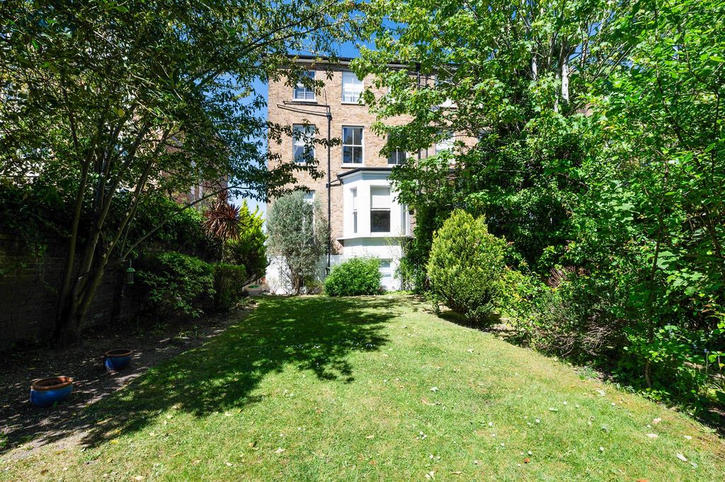 Property photo 3 of 8