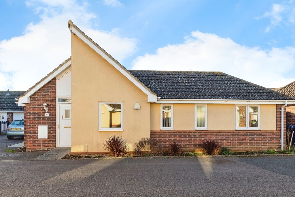 Property photo 1 of 16