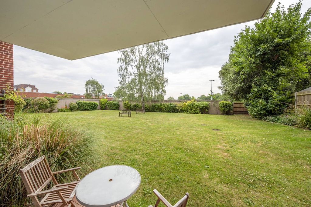 Property photo 3 of 13