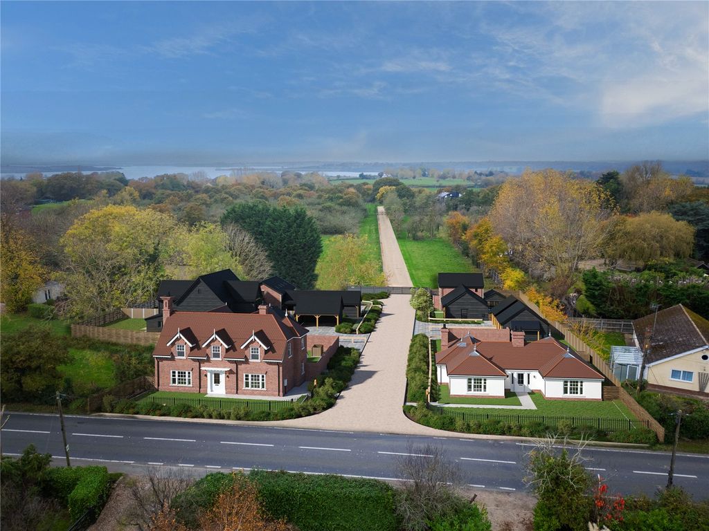 Property photo 3 of 7 Picture 3