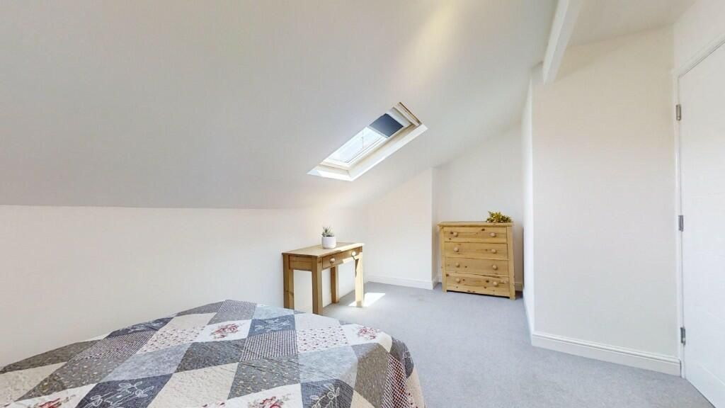 Property photo 1 of 15 Bright And Cozy Master Bedroom Featuring A Comfort...