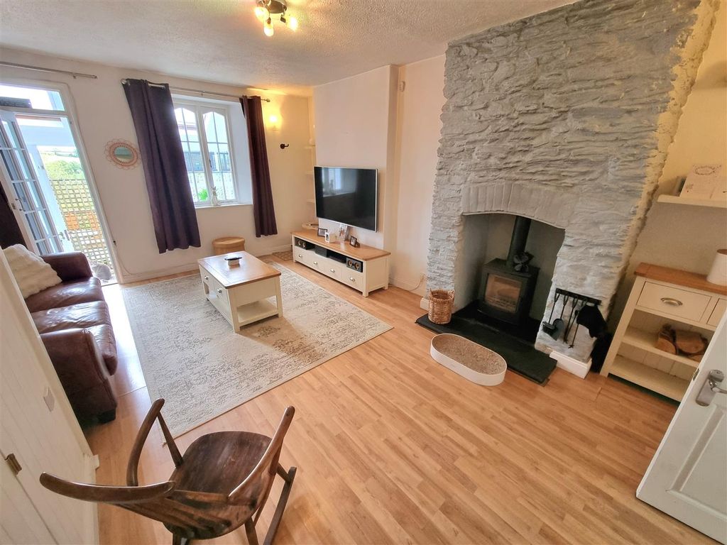 Property photo 3 of 22 Reception Room.Jpg