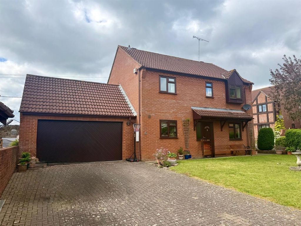 Property photo 1 of 16
