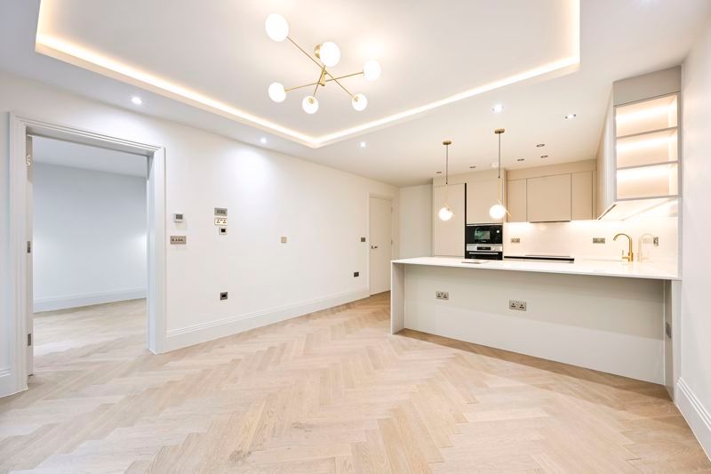 Property photo 3 of 21 Photo 15