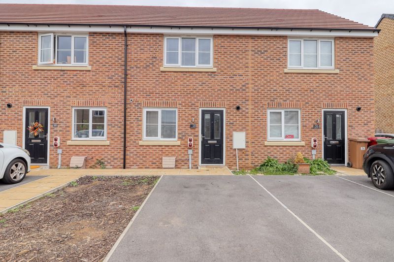 Property photo 1 of 13 Frontal