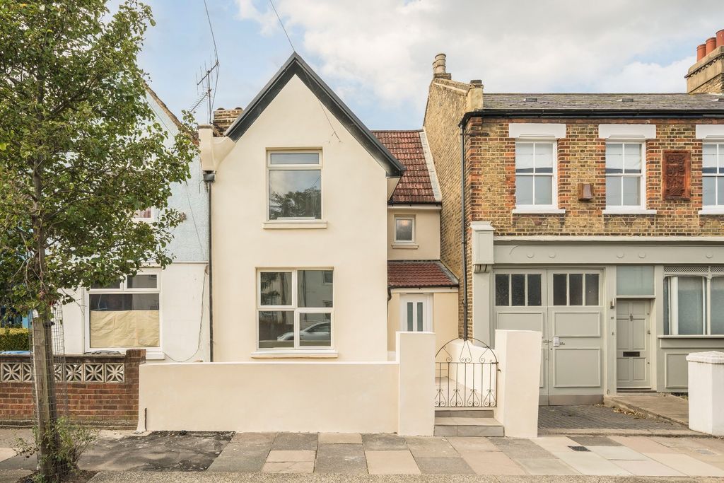 Property photo 1 of 8 Picture No. 30