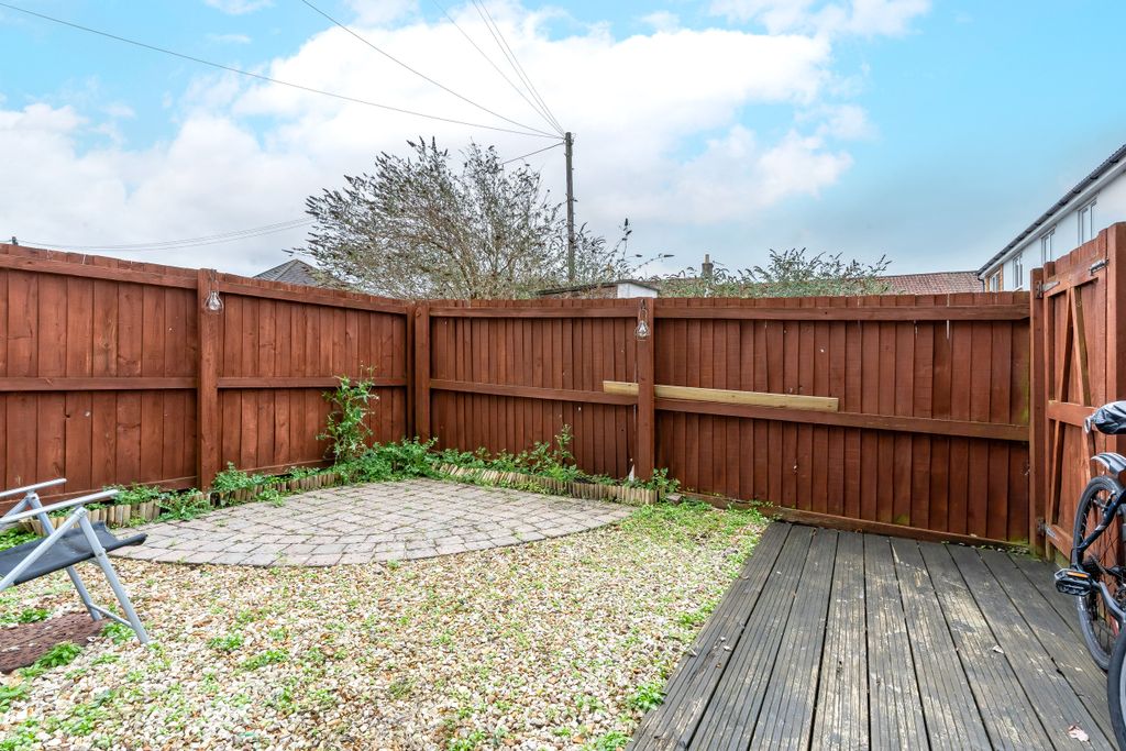 Property photo 2 of 13 2