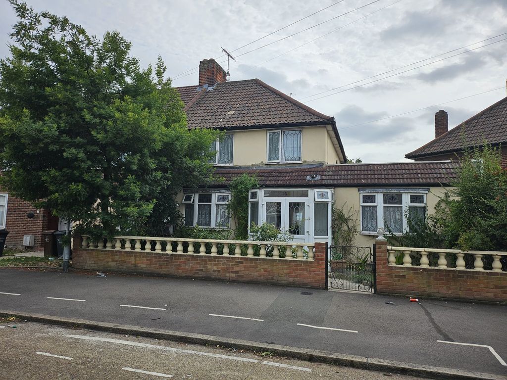 Property photo 1 of 24