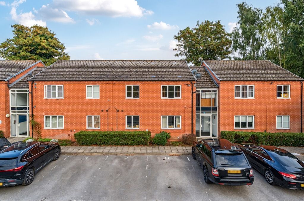 Property photo 1 of 13 1513421-2-1A05Dffe89B2B
