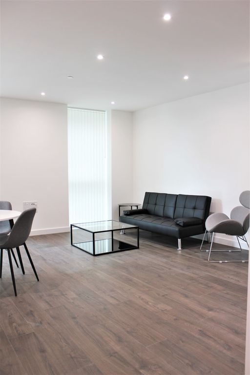 Property photo 3 of 25