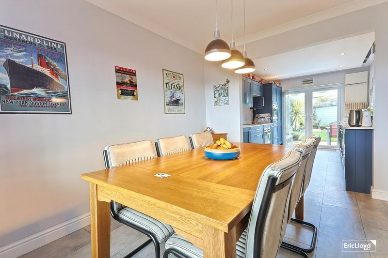 Property photo 3 of 20 Photo 11