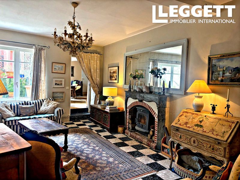 Property photo 2 of 10