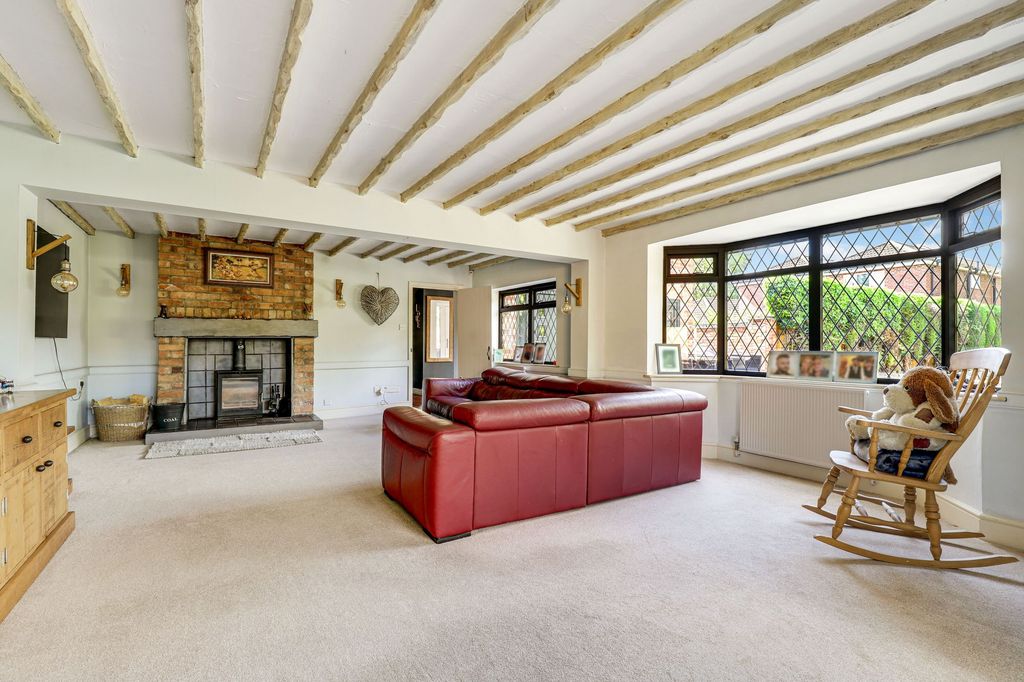 Property photo 2 of 30