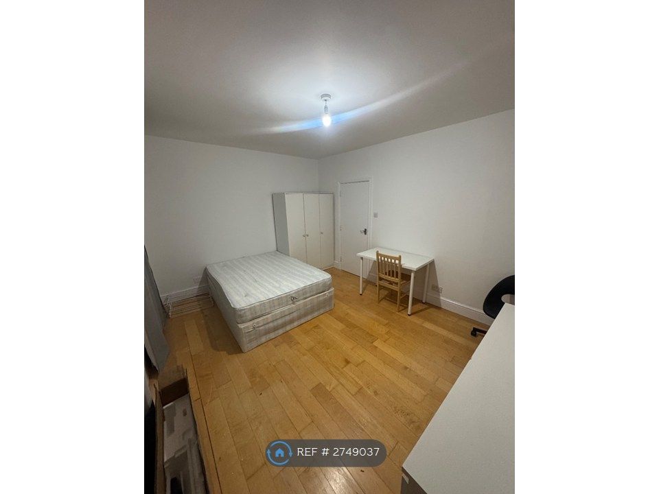 Property photo 1 of 6 Room