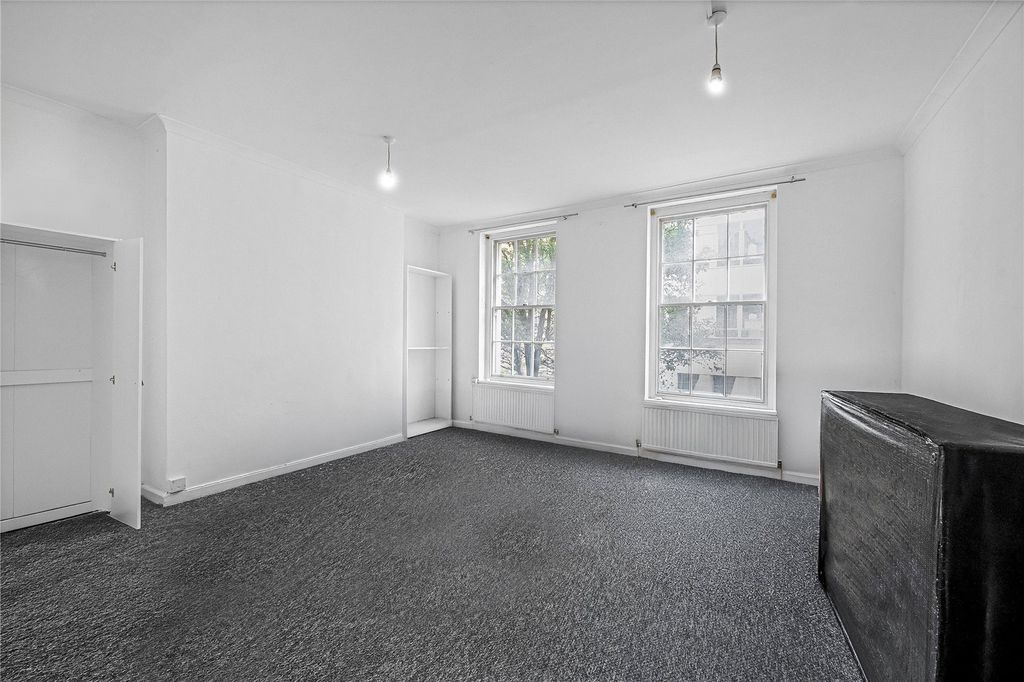 Property photo 2 of 9 Picture No. 07