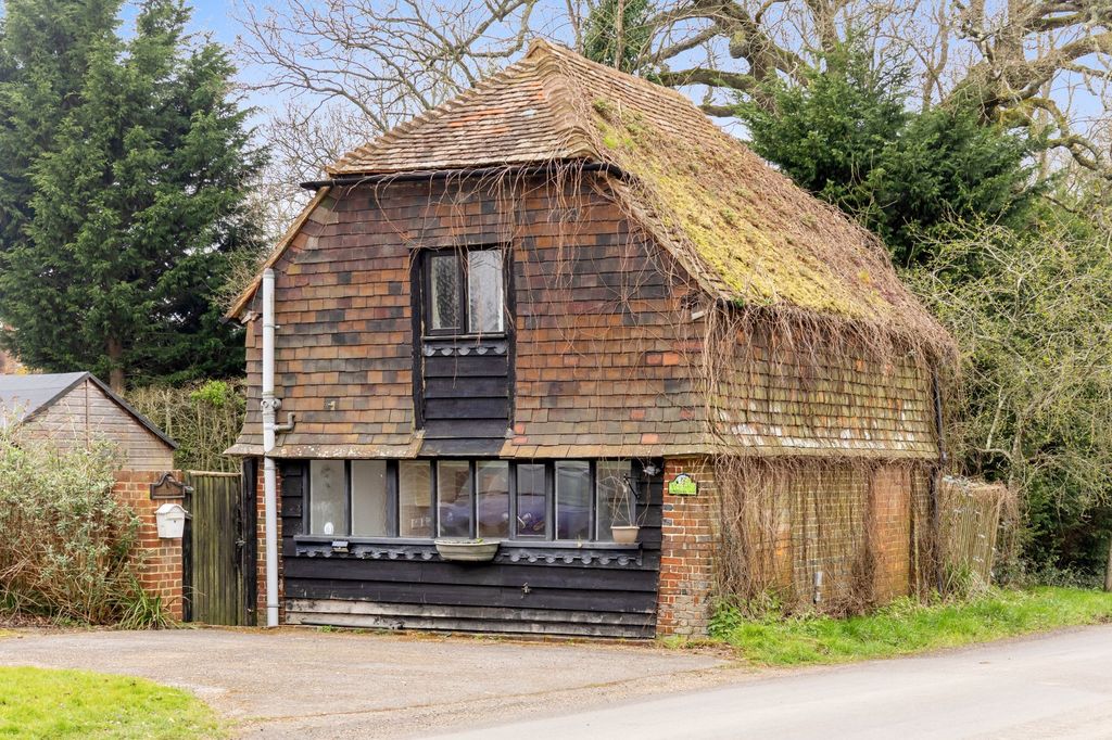 Property photo 1 of 14 Front