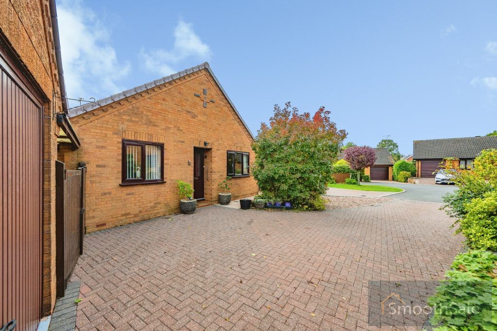 Property photo 2 of 26