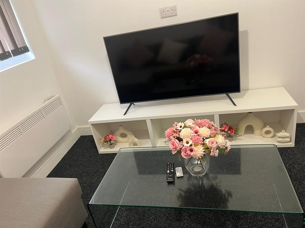 Property photo 2 of 13 Img-20250929-Wa0051.Jpg