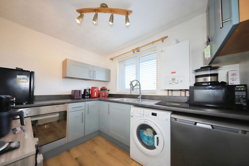 Property photo 3 of 17 Photo