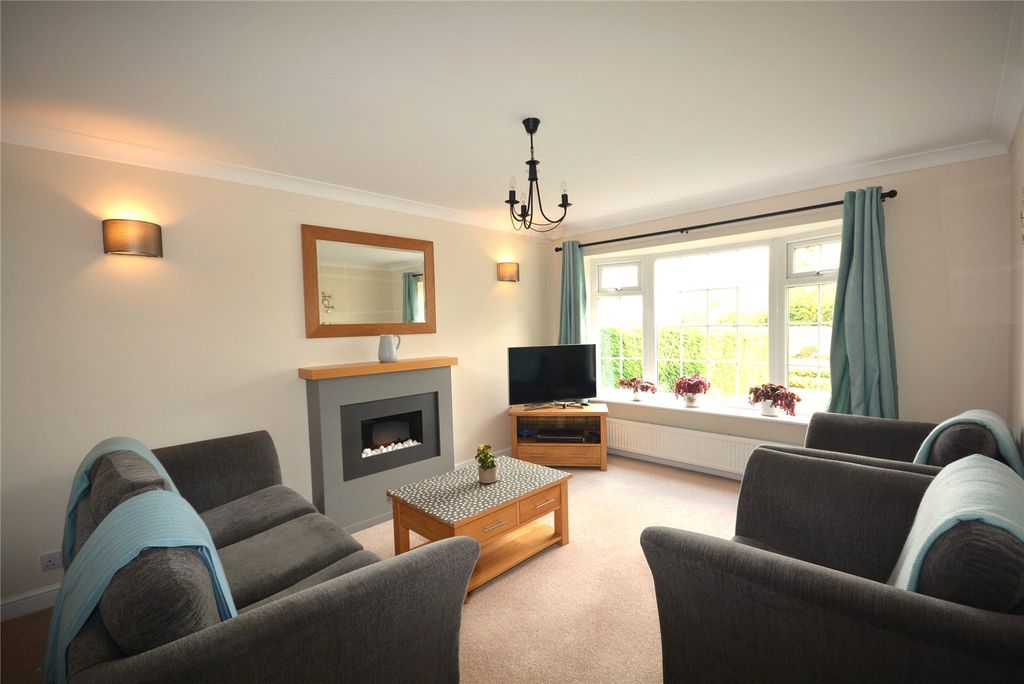 Property photo 2 of 14 Picture No. 04