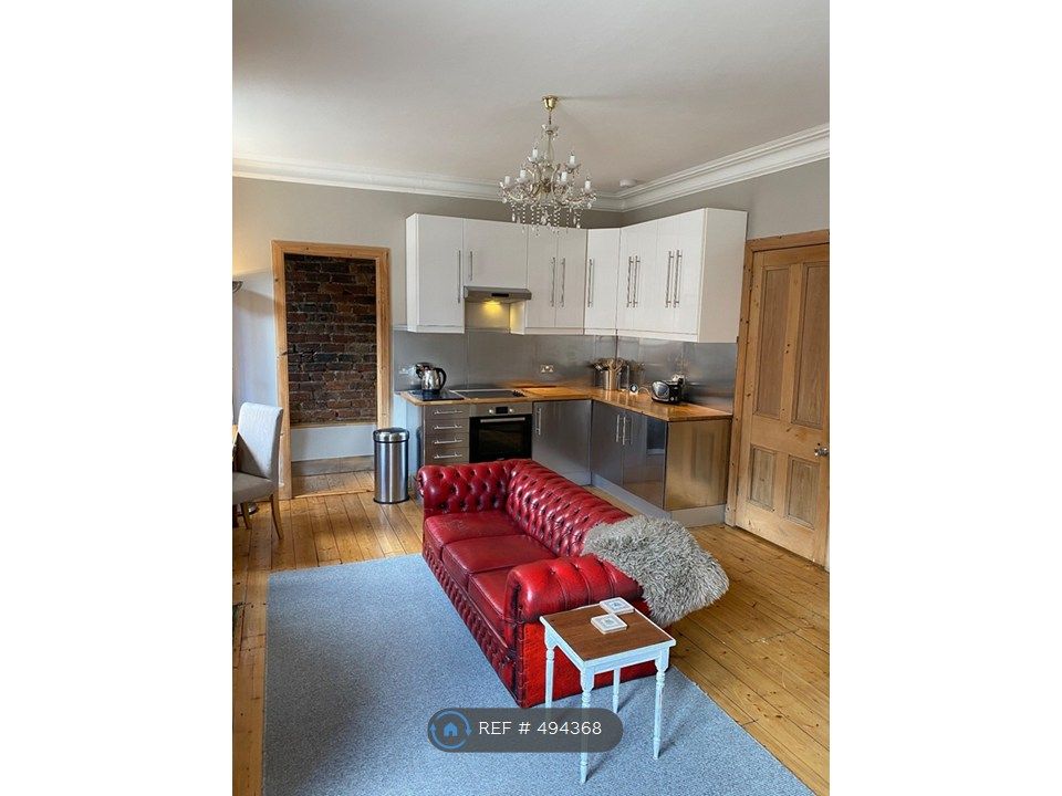 Property photo 2 of 30