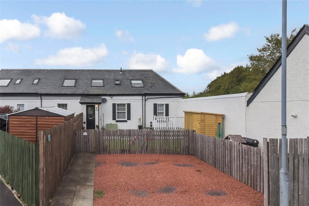 Property photo 1 of 18 Front External