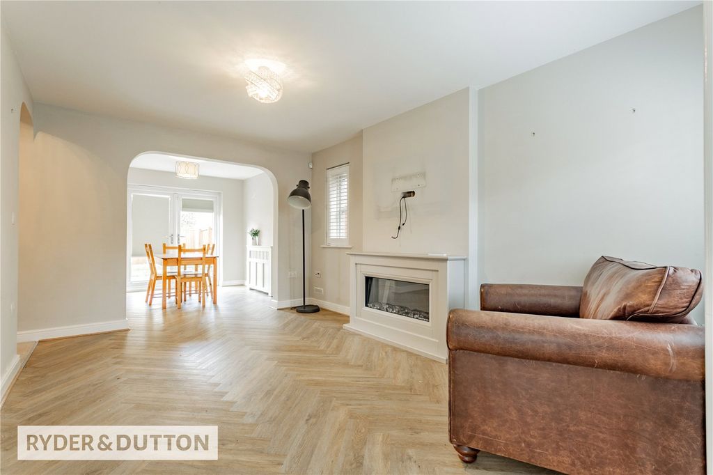 Property photo 3 of 25 Picture No. 15