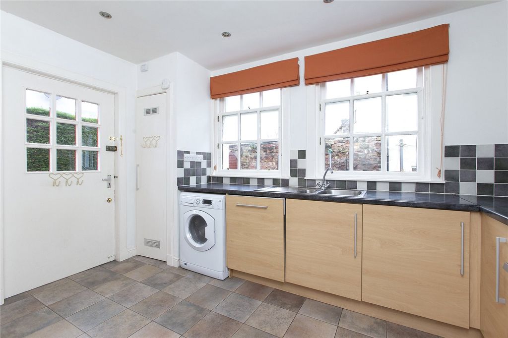 Property photo 2 of 13 Photo 2