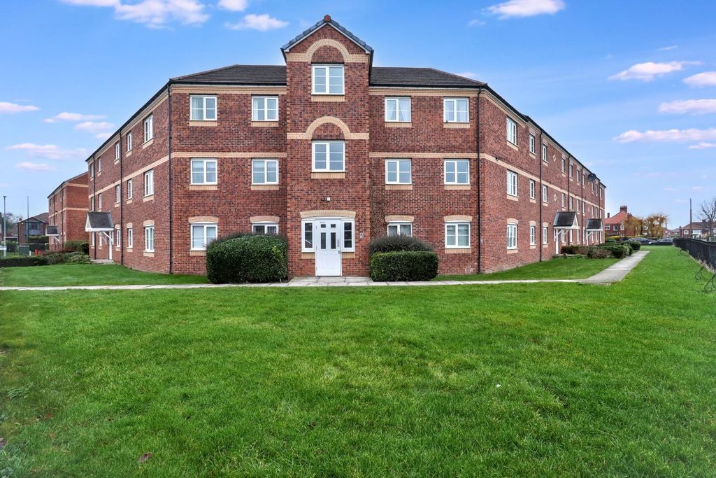 Property photo 1 of 15