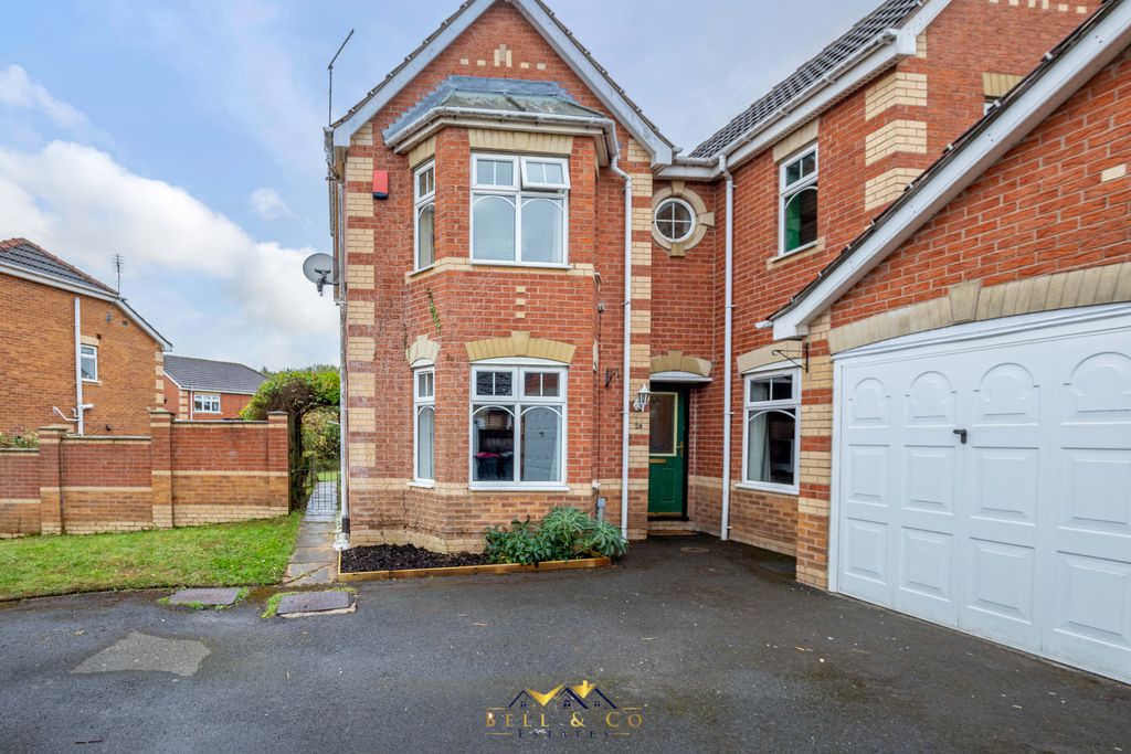 Property photo 2 of 24