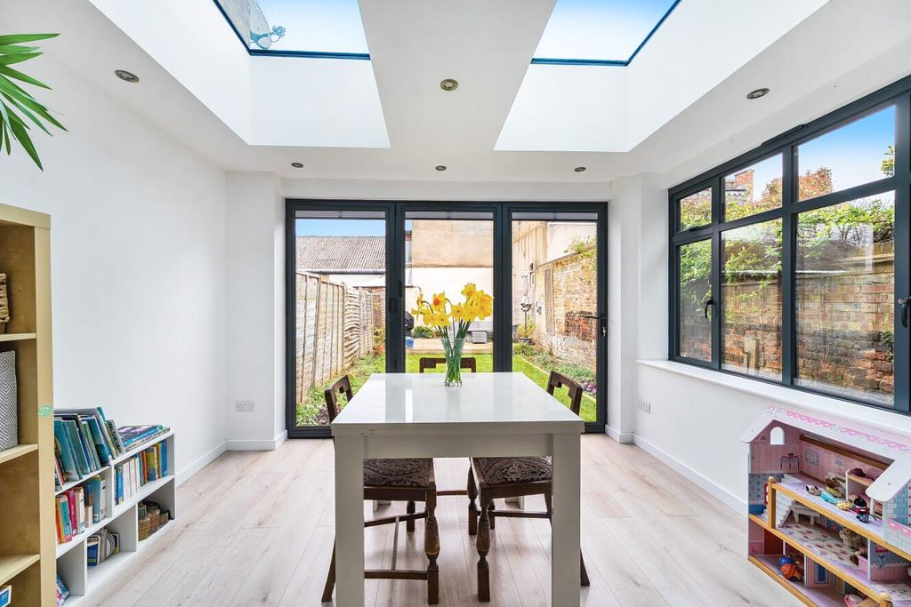 Property photo 1 of 12 Picture 1