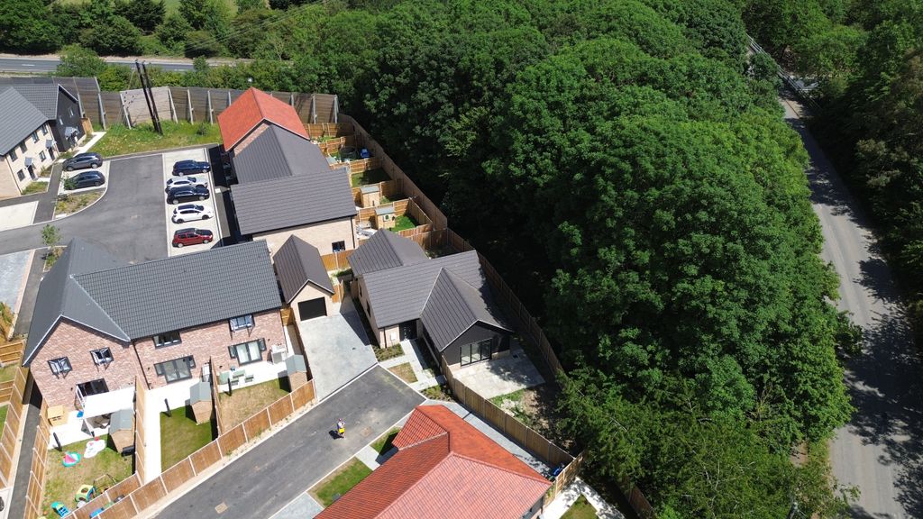 Property photo 3 of 15 Air5.Jpg