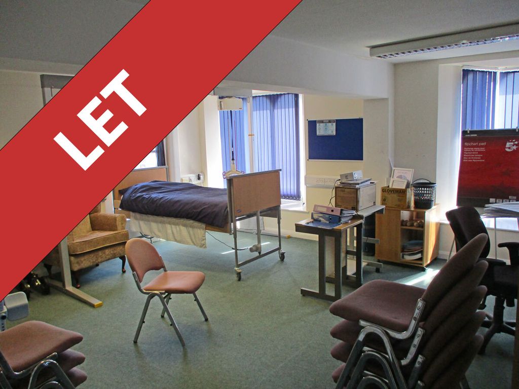 Property photo 2 of 5 95-99, Uckfield