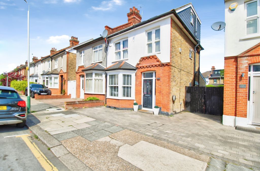 Property photo 2 of 33 20