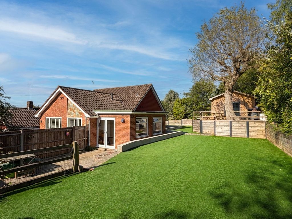 Property photo 2 of 19