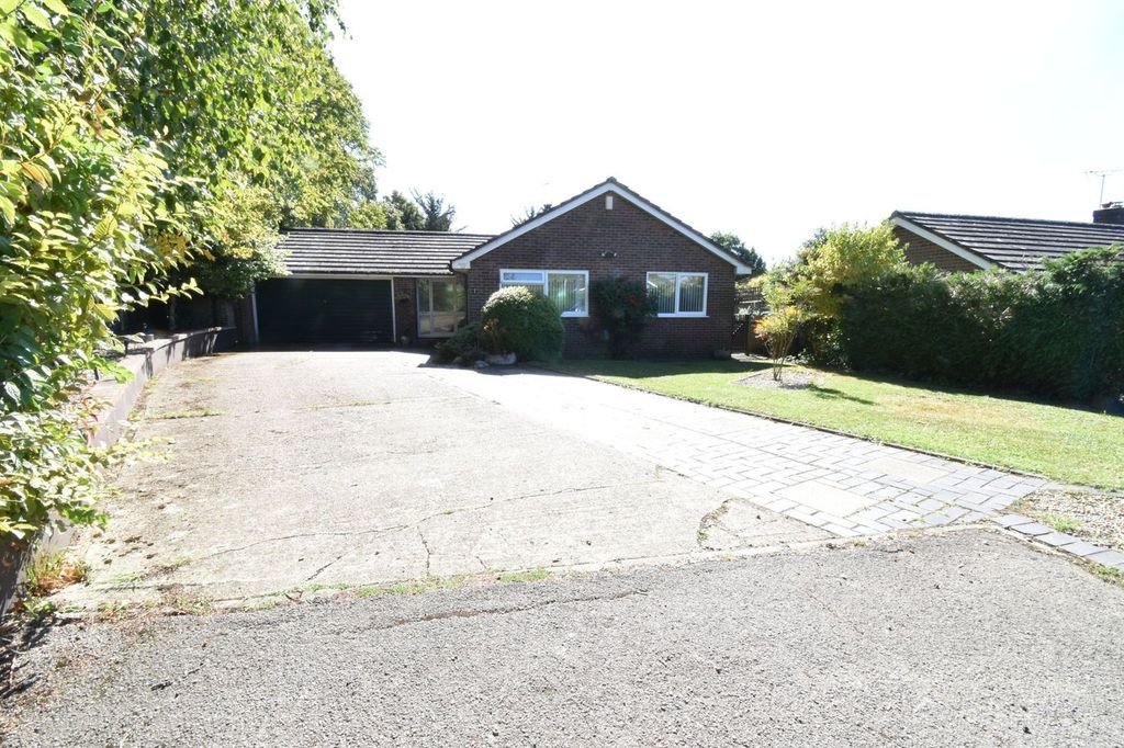 Property photo 1 of 20