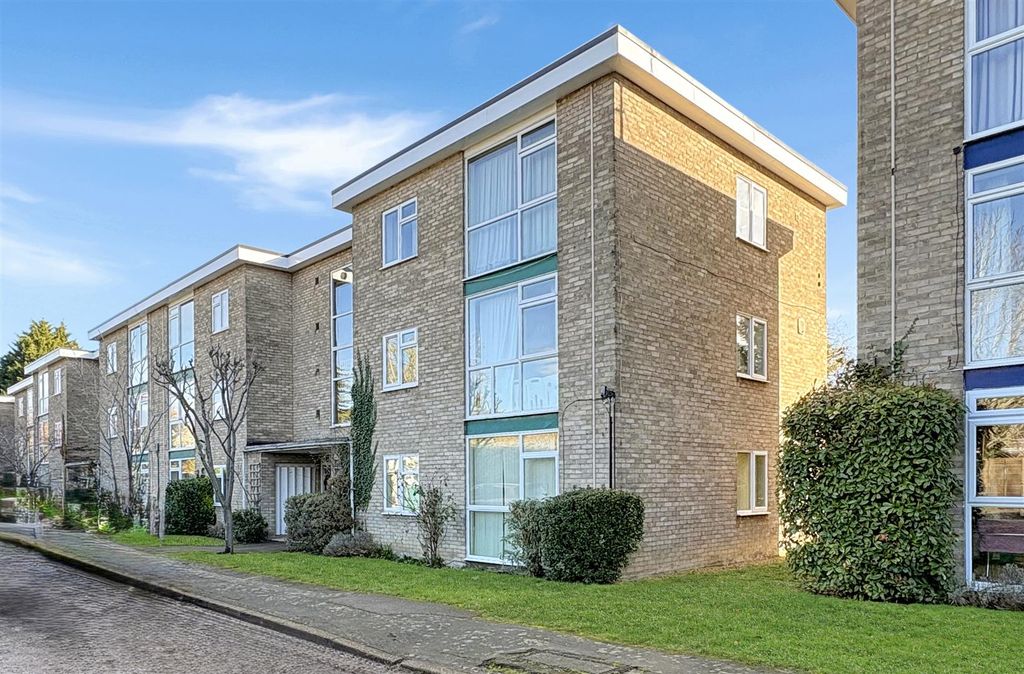 Property photo 1 of 12 88B10308369Ed9Ecd244019c2970F5E250549A88.Jpg