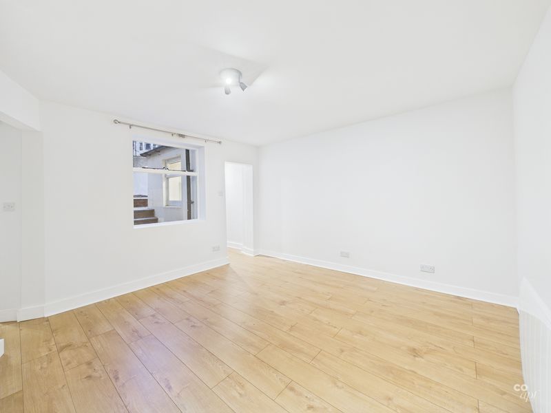 Property photo 3 of 8 Photo 3