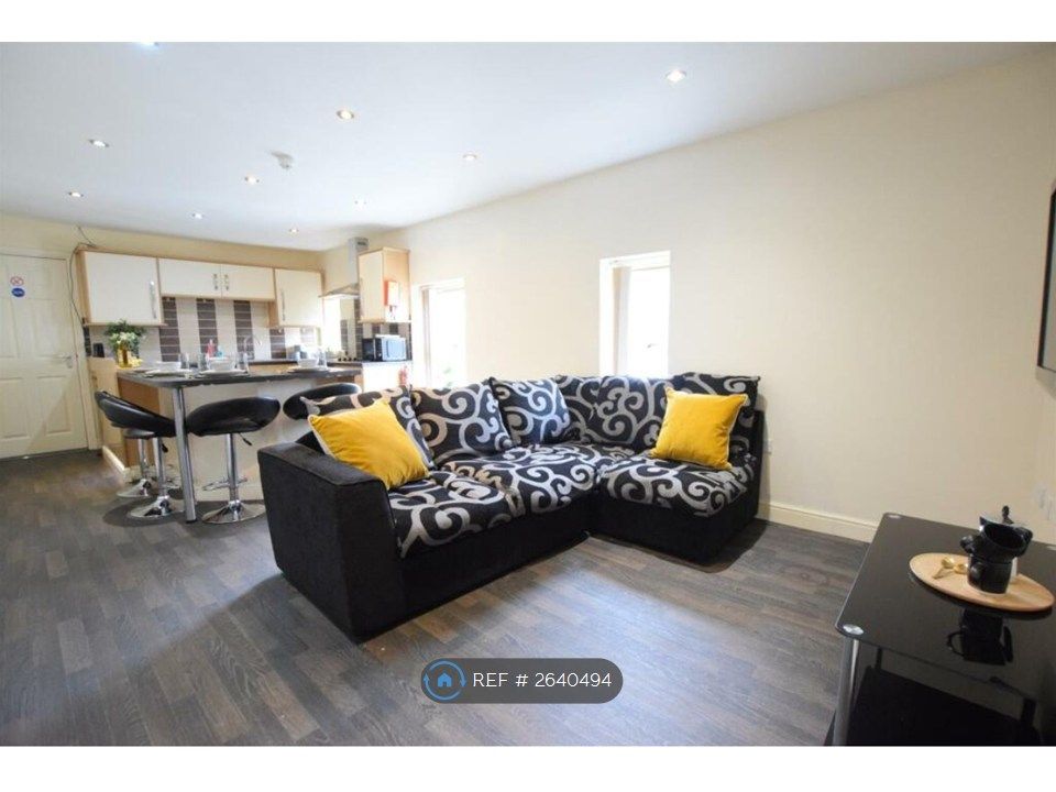 Property photo 3 of 33