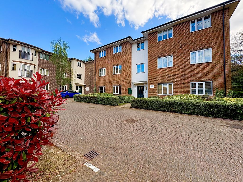 Property photo 1 of 9