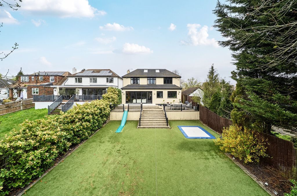 Property photo 2 of 28 1442193-3-69Df695...