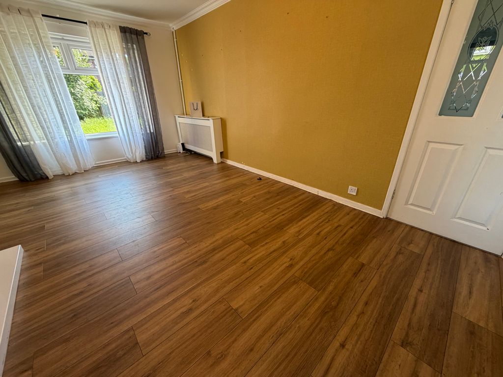 Property photo 3 of 13 Image