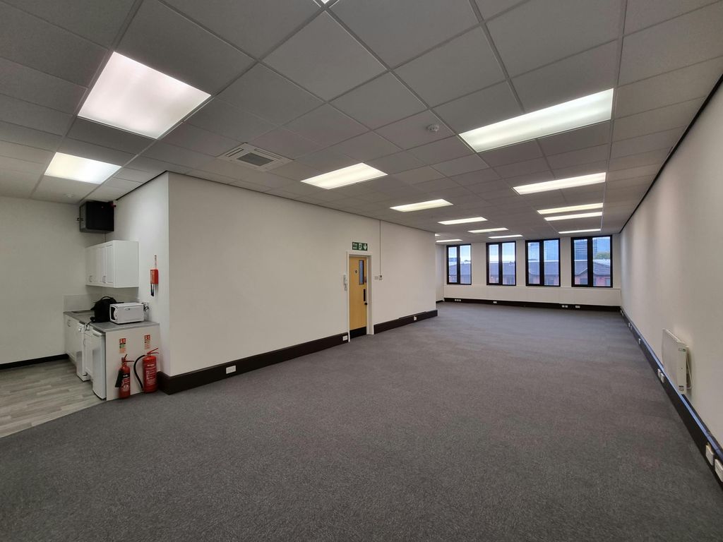 Property photo 2 of 10 20221028_092121.Jpg