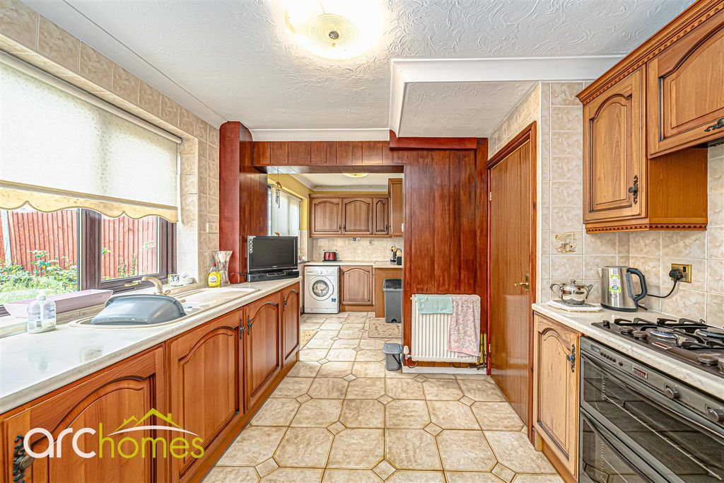 Property photo 3 of 24 Dsc00298-Edit.Jpg